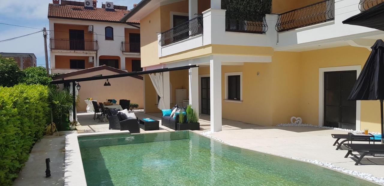 Apartmens Alenka Rovinj Bagian luar foto